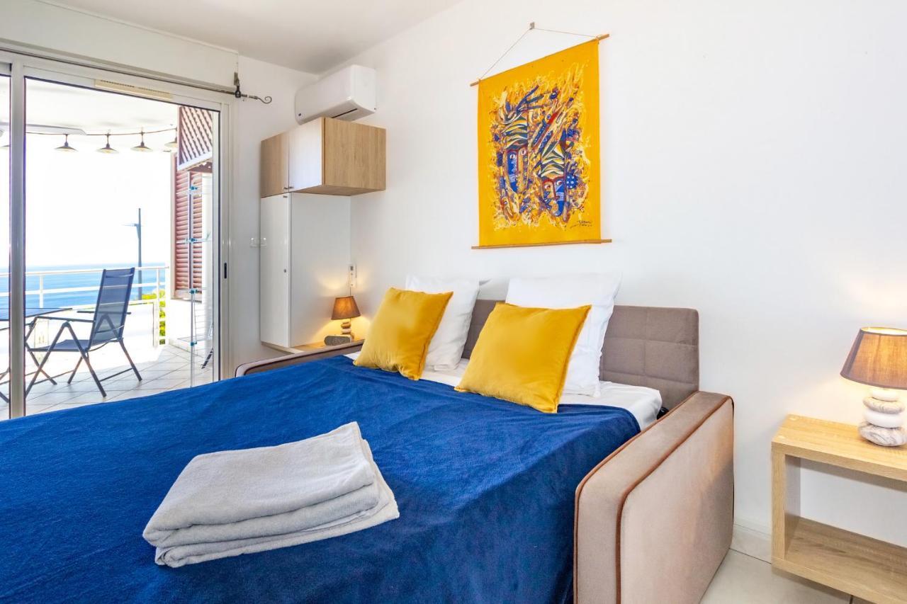 Oceanides - Studio Renove Avec Magnifique Vue Mer - Saint-Gilles-Les-Bains Eksteriør billede